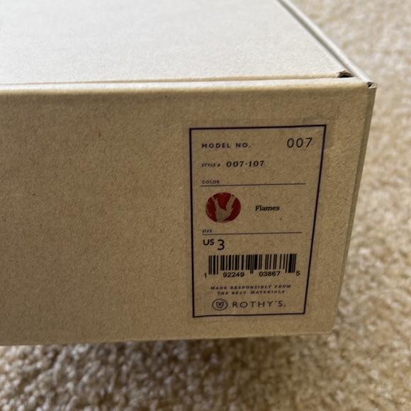 NWT Rothy’s Kid’s Flame Slip Ons - Picture 6 of 6